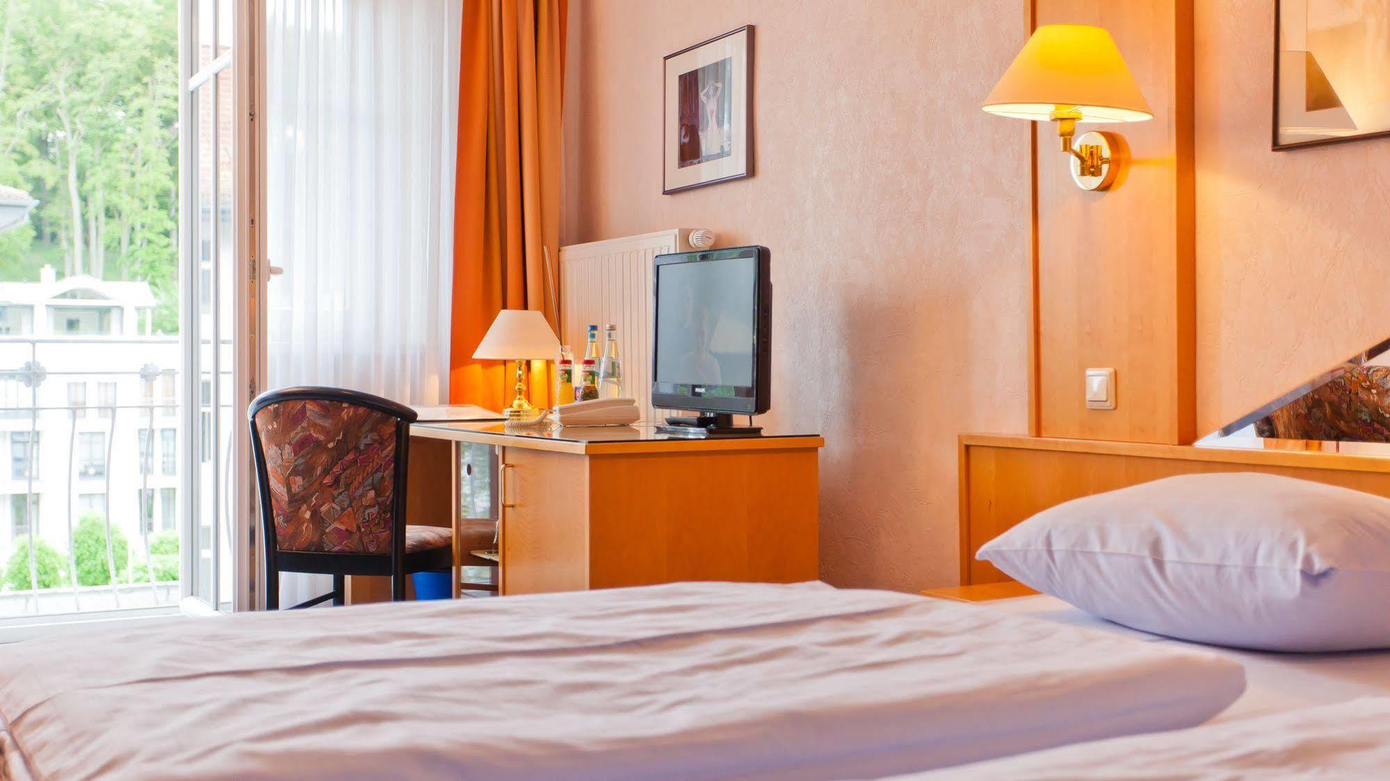 Hotel Villa Subklew Sellin  Exterior photo